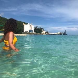 Meet your Posher, Shaneene